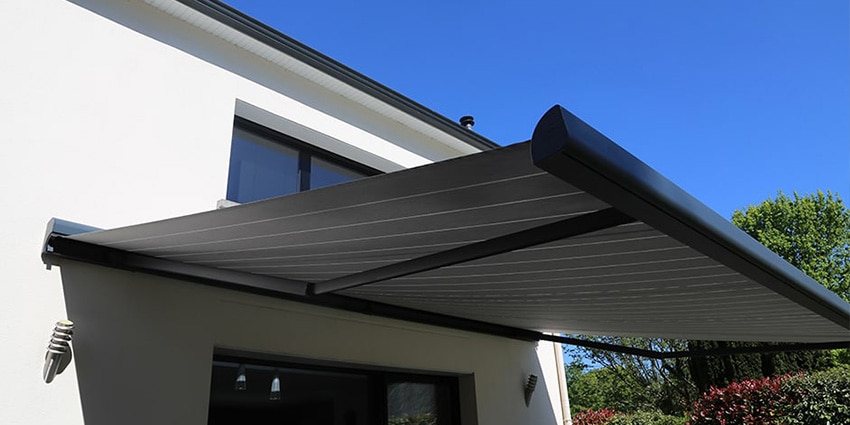 house-with-a-retractable-awning
